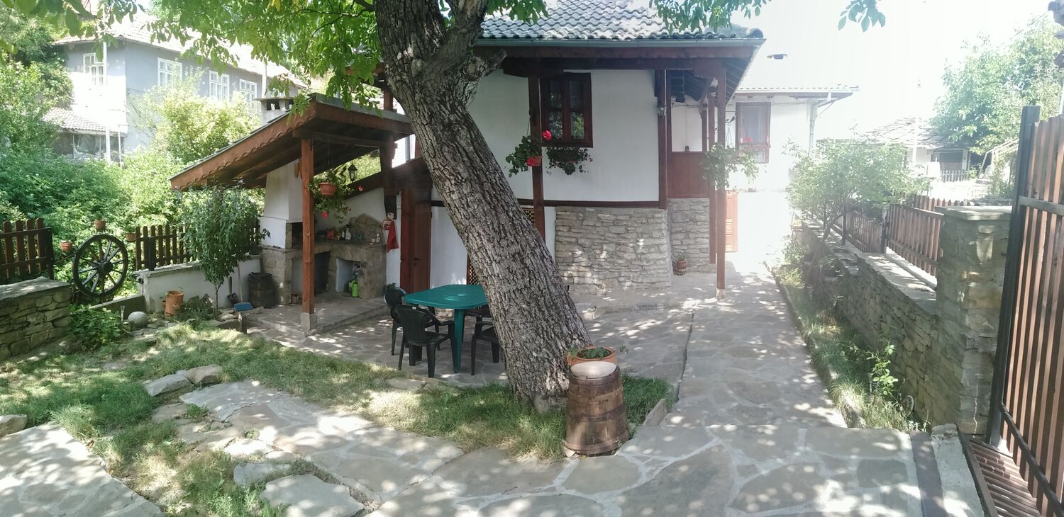 Дядовата къща - Трявна