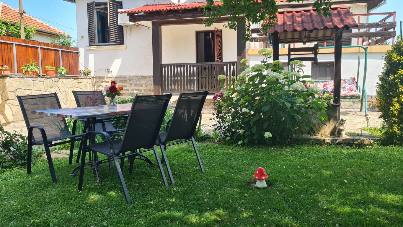 Къща за гости Калин - село Нацовци - Велико Търново