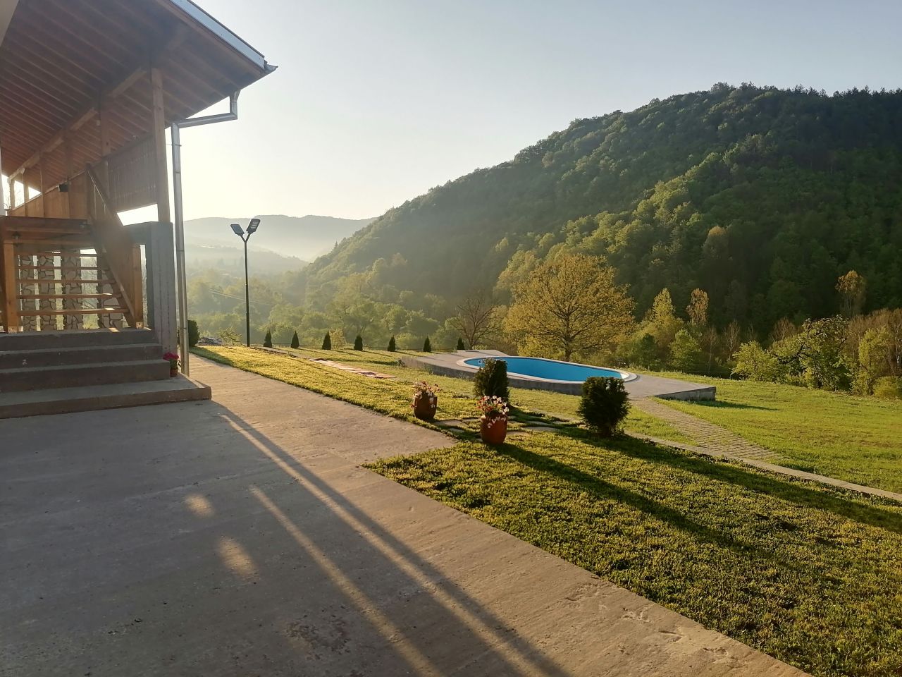 Къща за гости Залеза и Зората - село Войнежа - Велико Търново