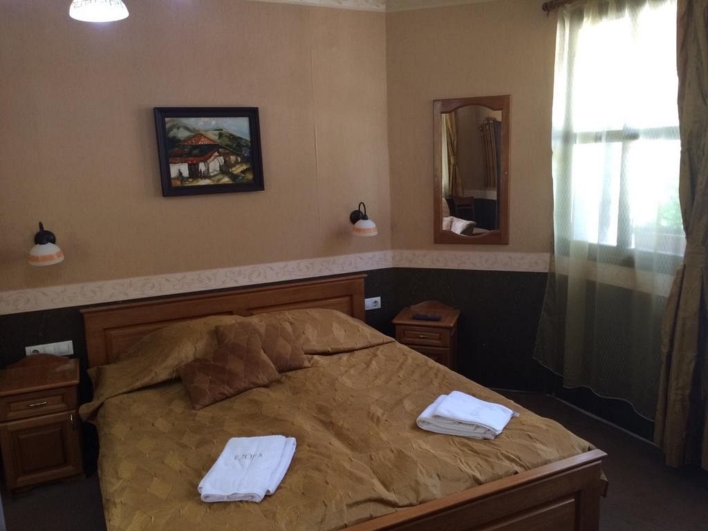 Къща за гости Елора село Чифлик Троян Vilipodnaem.bg