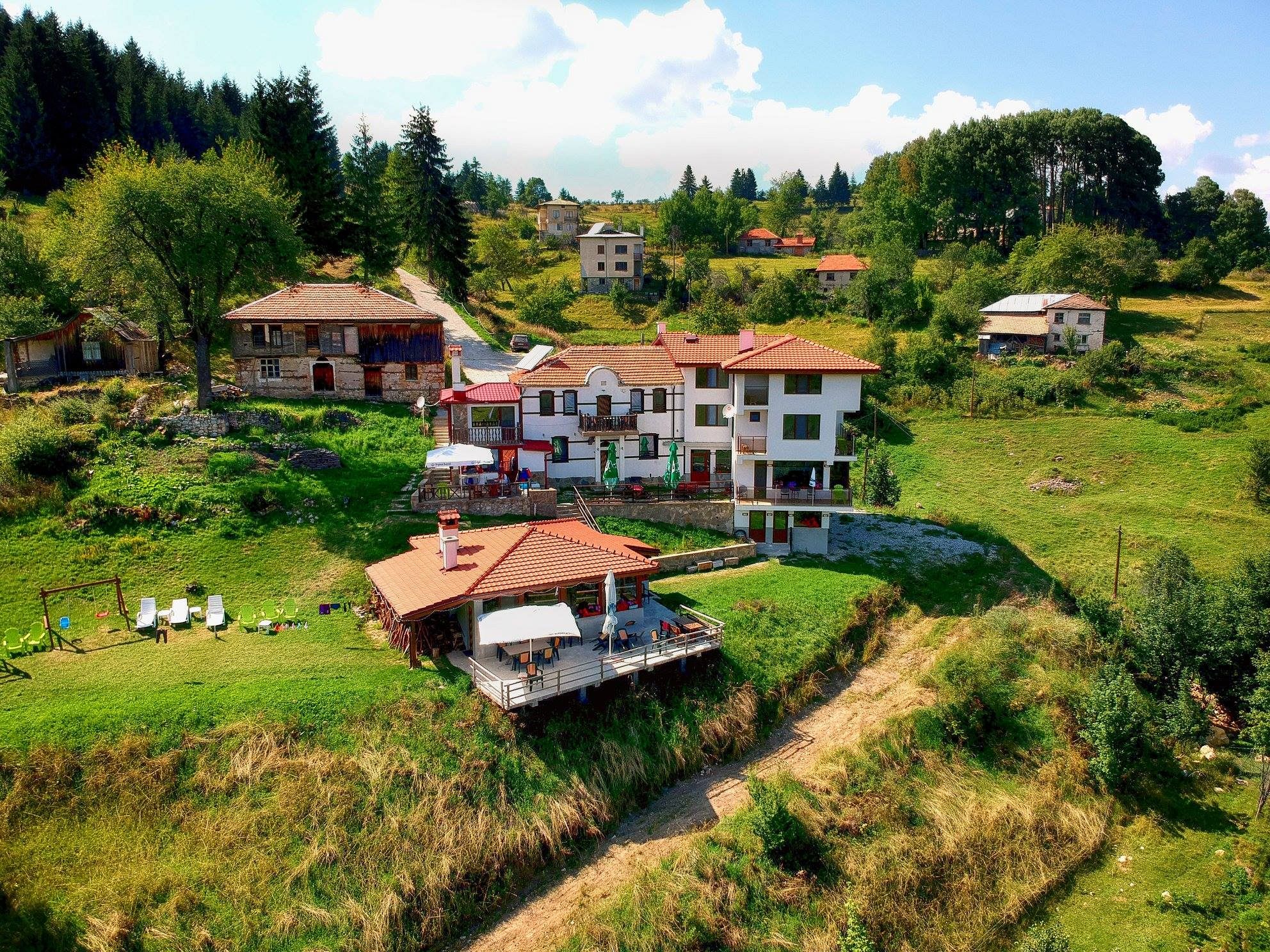 Къща за гости Панорама 1 - село Гела - Смолян | Vilipodnaem.bg