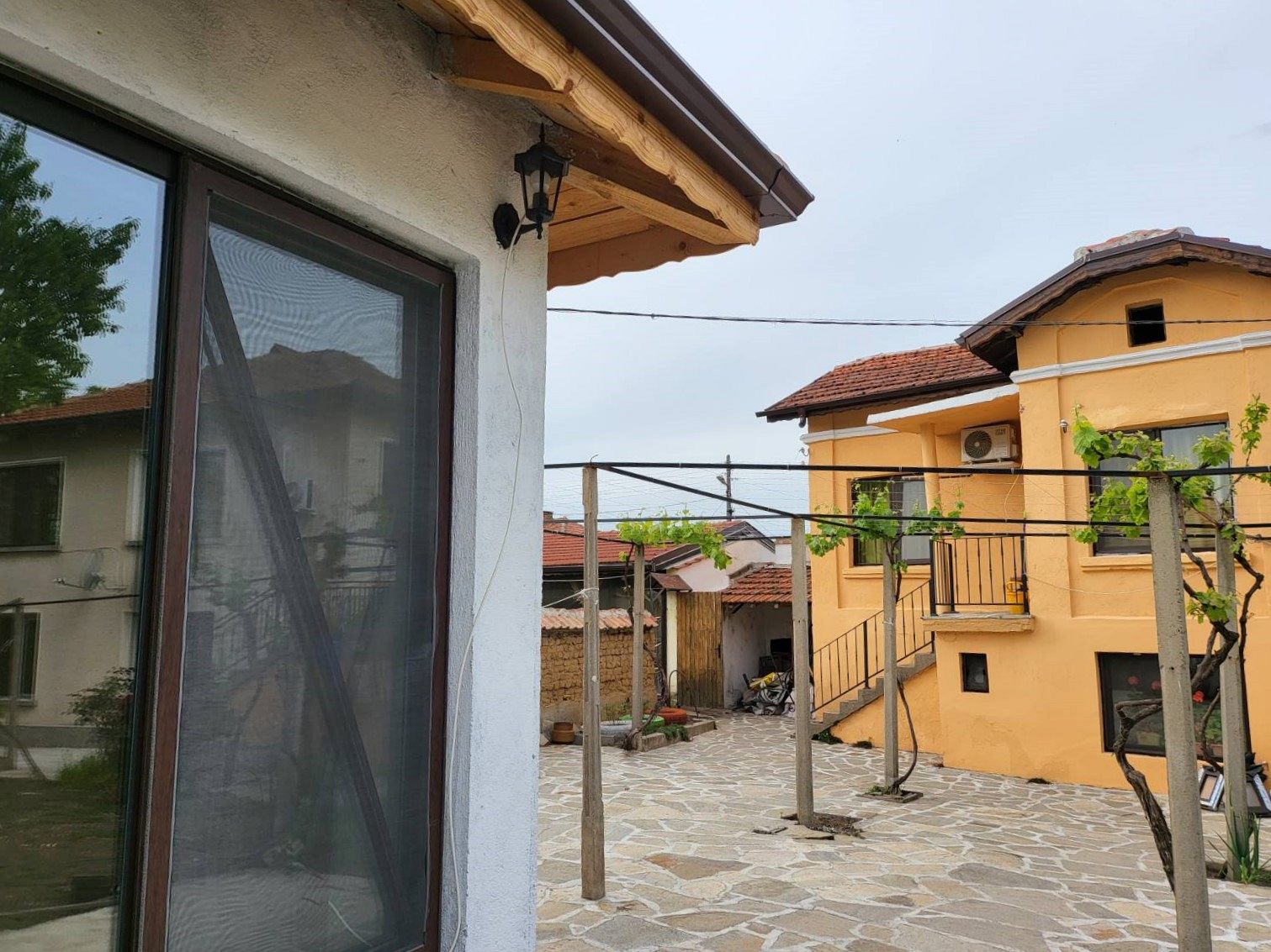 Къща Попови кошари 2 - село Паничерево - язовир Жребчево - Гурково