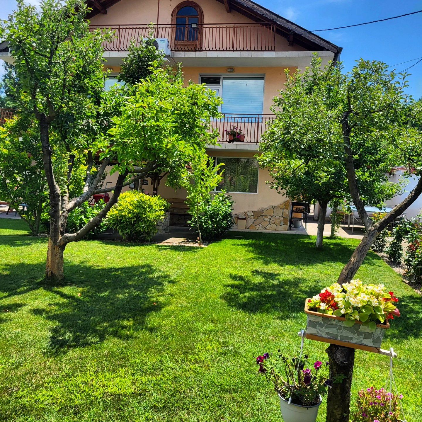 Къща за гости Миревата къща - село Невестино - Кюстендил