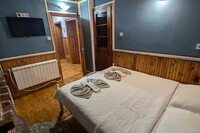 Къща за гости Old House (Старата къща) - Копривщица thumbnail 29