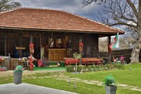 Къща за гости Трайковата къща - село Илаков рът - Елена thumbnail 12