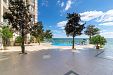 Луксозен и панорамен апартамент на плажа - к.к. Златни пясъци thumbnail 3